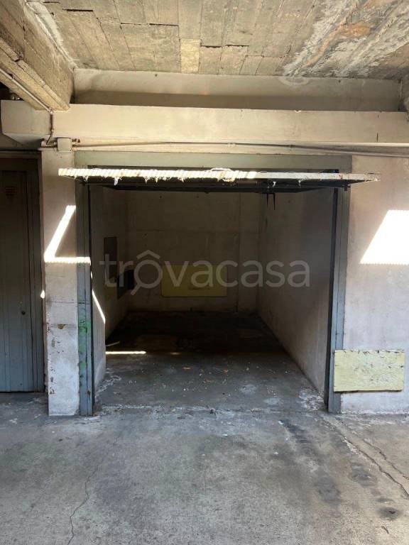 box auto in vendita a Torino in zona Lingotto