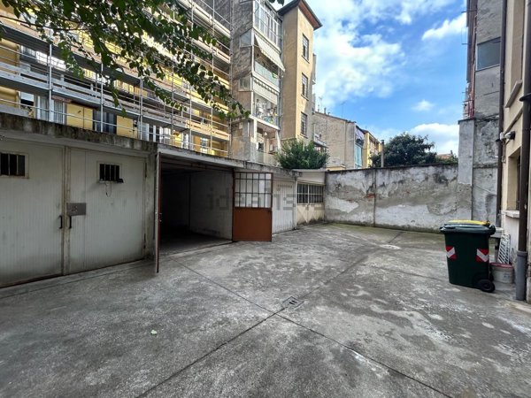 box auto in vendita a Torino in zona Borgo San Paolo