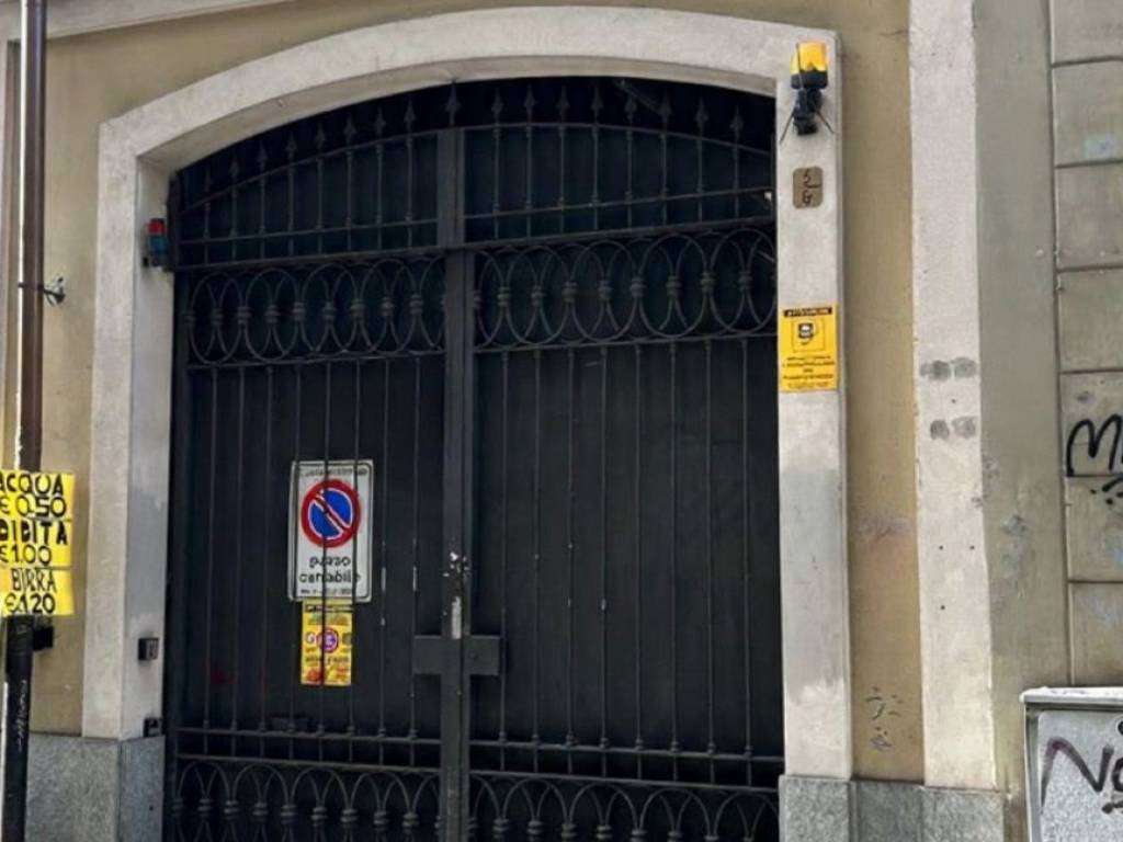 box auto in vendita a Torino in zona Centro Storico
