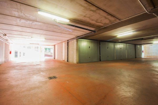 box auto in vendita a Torino in zona Lingotto