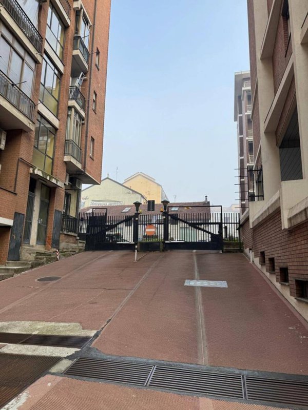 box auto in vendita a Torino in zona Millefonti
