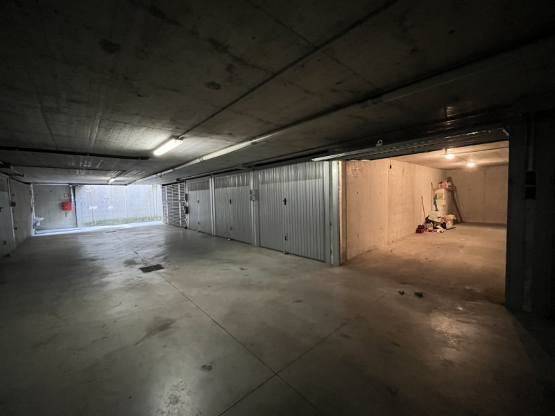 box auto in vendita a Torino in zona Lingotto