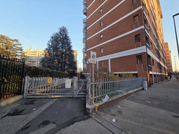 box auto in vendita a Torino in zona Pozzo Strada