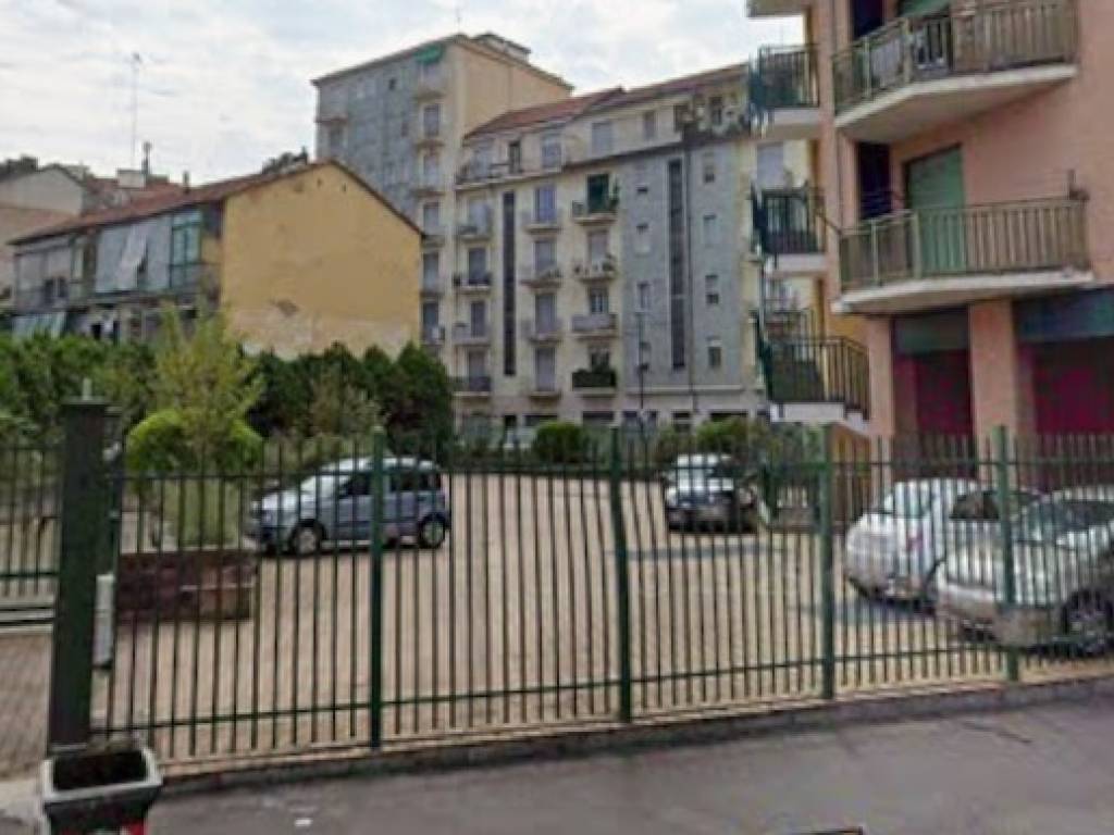 box auto in vendita a Torino in zona Lucento