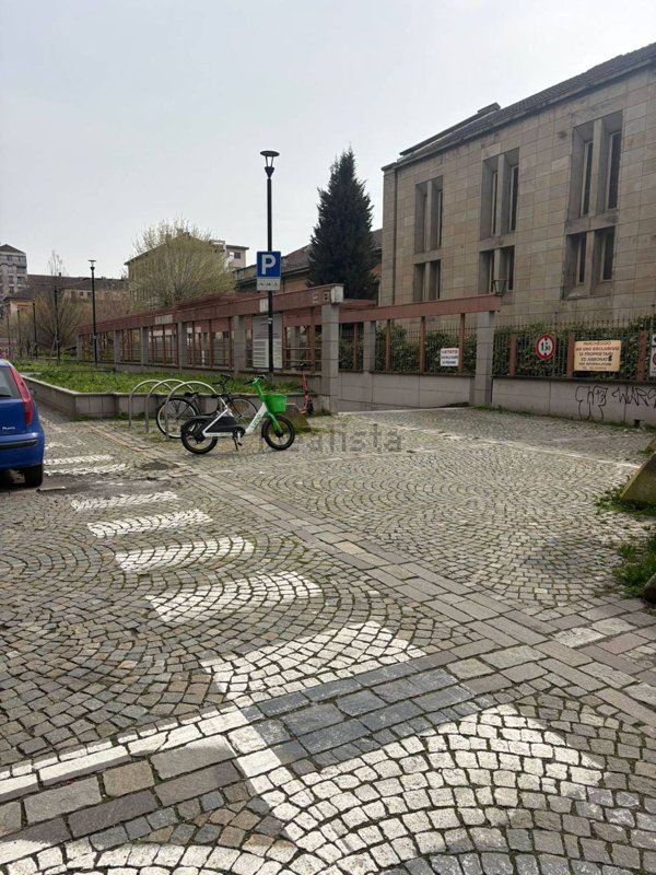 box auto in vendita a Torino in zona Crocetta