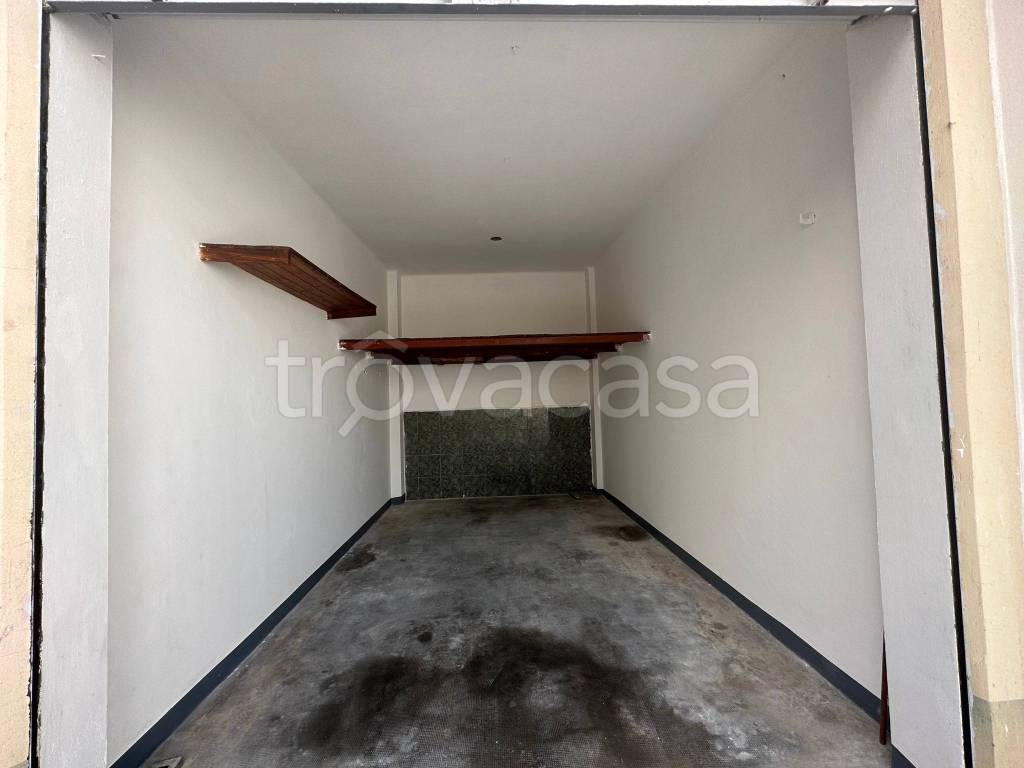 box auto in vendita a Torino in zona Borgo San Paolo