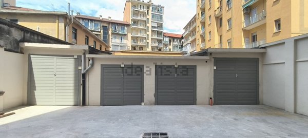 box auto in vendita a Torino in zona Cit Turin