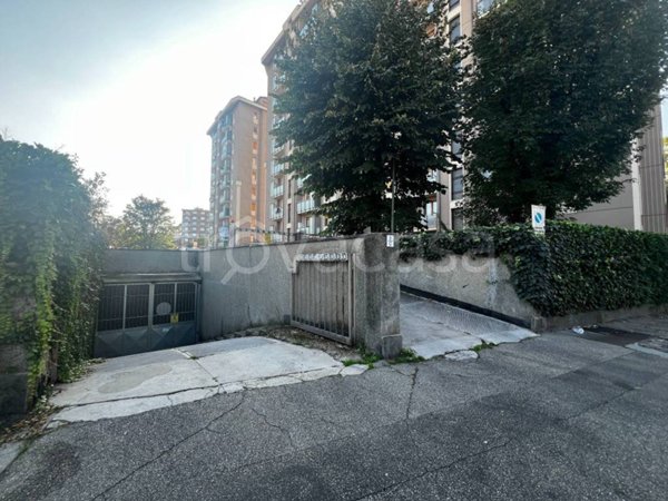 box auto in vendita a Torino in zona Parella