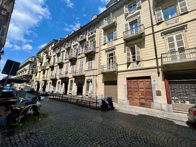 appartamento in vendita a Torino in zona San Salvario