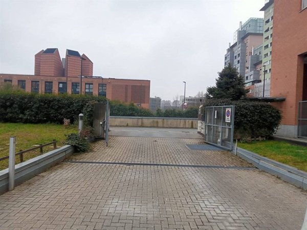 box auto in vendita a Torino in zona Lucento