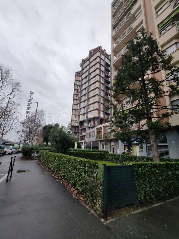box auto in vendita a Torino in zona Mirafiori Sud