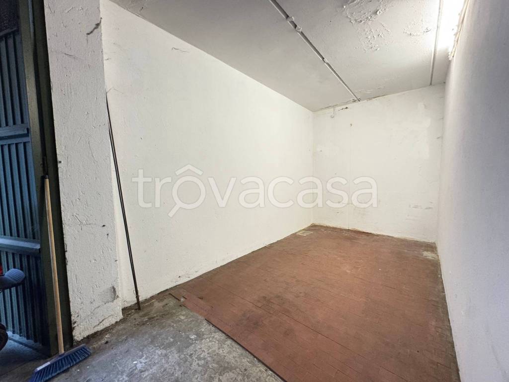 box auto in vendita a Torino in zona Lingotto