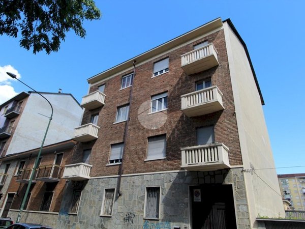 box auto in vendita a Torino in zona Lucento