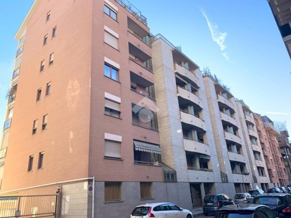 locale di sgombero in vendita a Torino in zona San Salvario