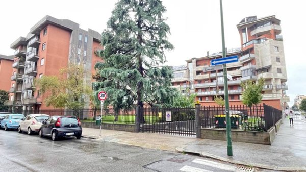 box auto in vendita a Torino in zona Parella