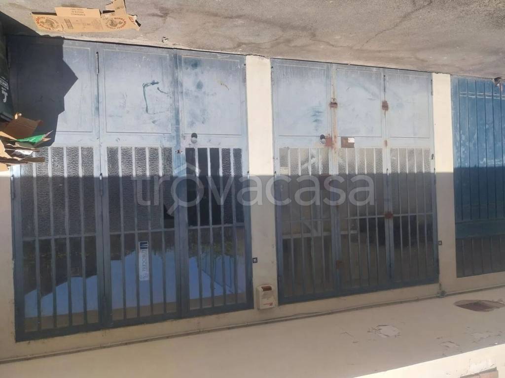 box auto in vendita a Torino in zona Mirafiori Sud