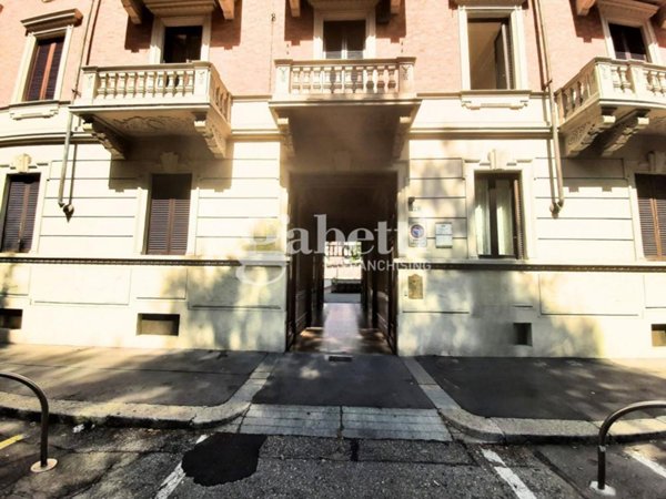 box auto in vendita a Torino in zona Pozzo Strada