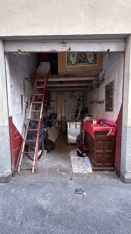 box auto in vendita a Torino in zona Mirafiori Sud