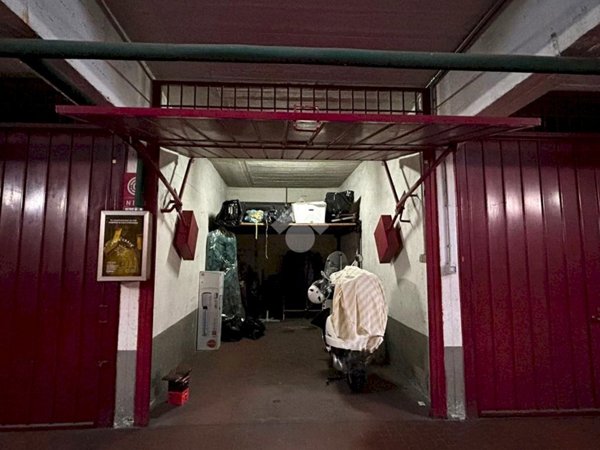 box auto in vendita a Torino in zona Lingotto