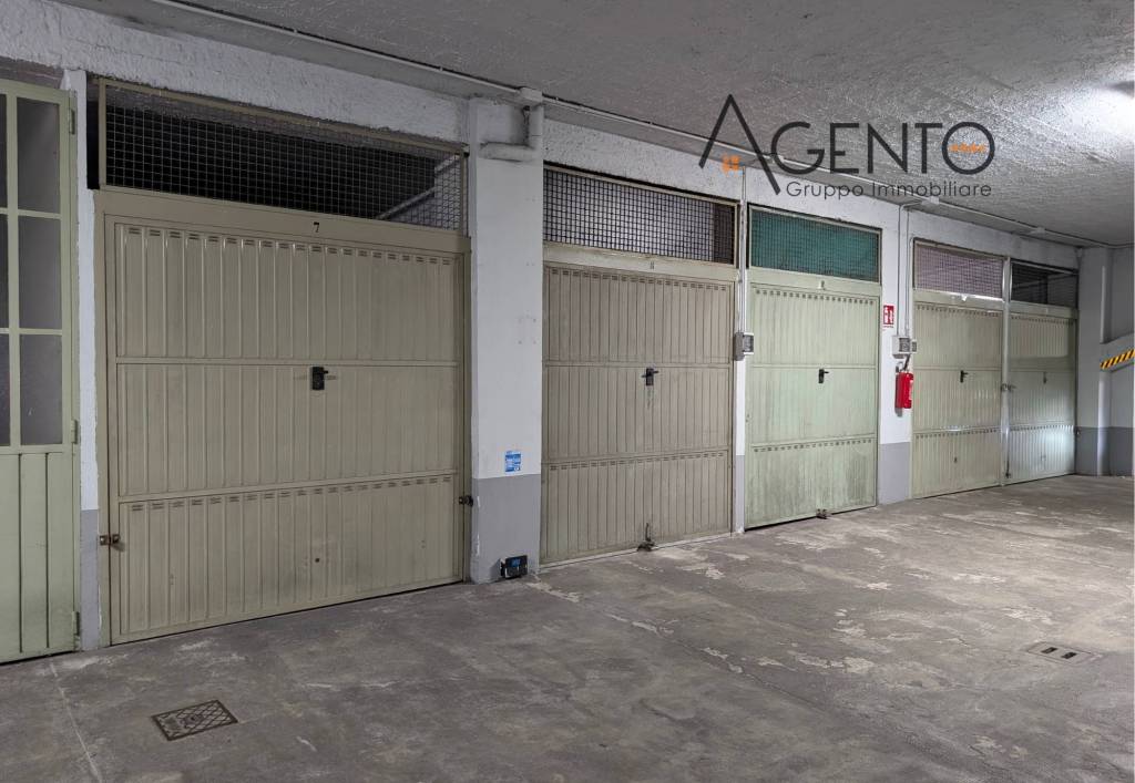 box auto in vendita a Torino in zona Lucento