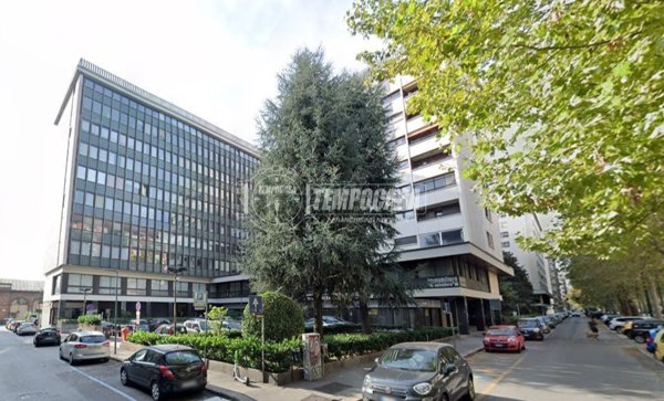 ufficio in vendita a Torino in zona Crocetta