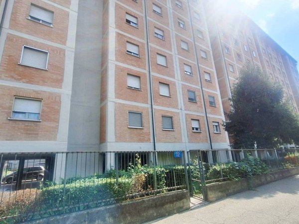 appartamento in vendita a Torino in zona Falchera
