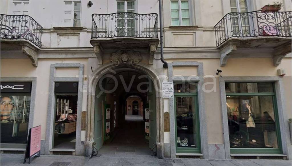 appartamento in vendita a Torino in zona Centro Storico