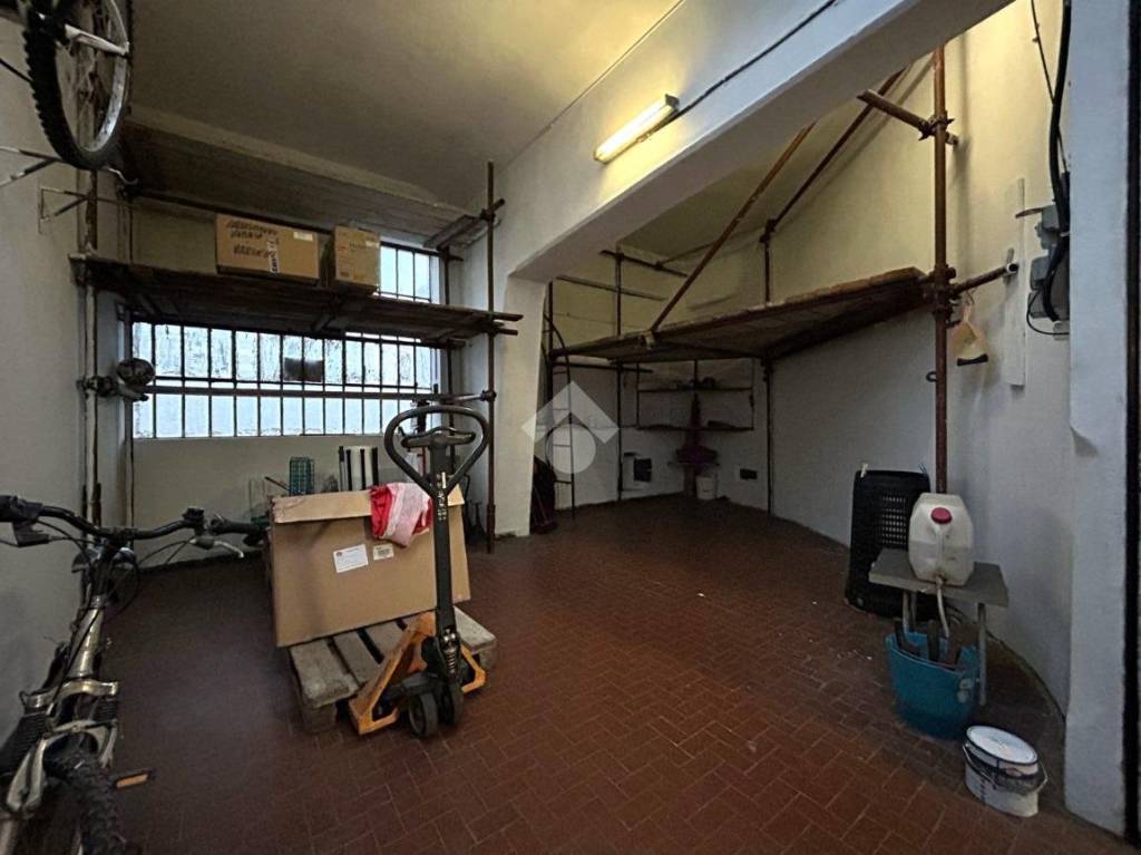 box auto in vendita a Torino in zona Lingotto