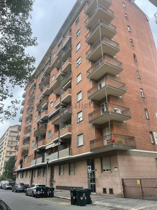 appartamento in vendita a Torino in zona Mirafiori Nord