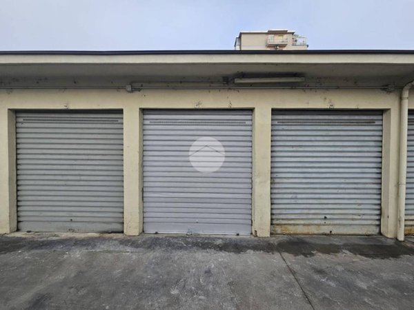 box auto in vendita a Torino in zona Madonna di Campagna