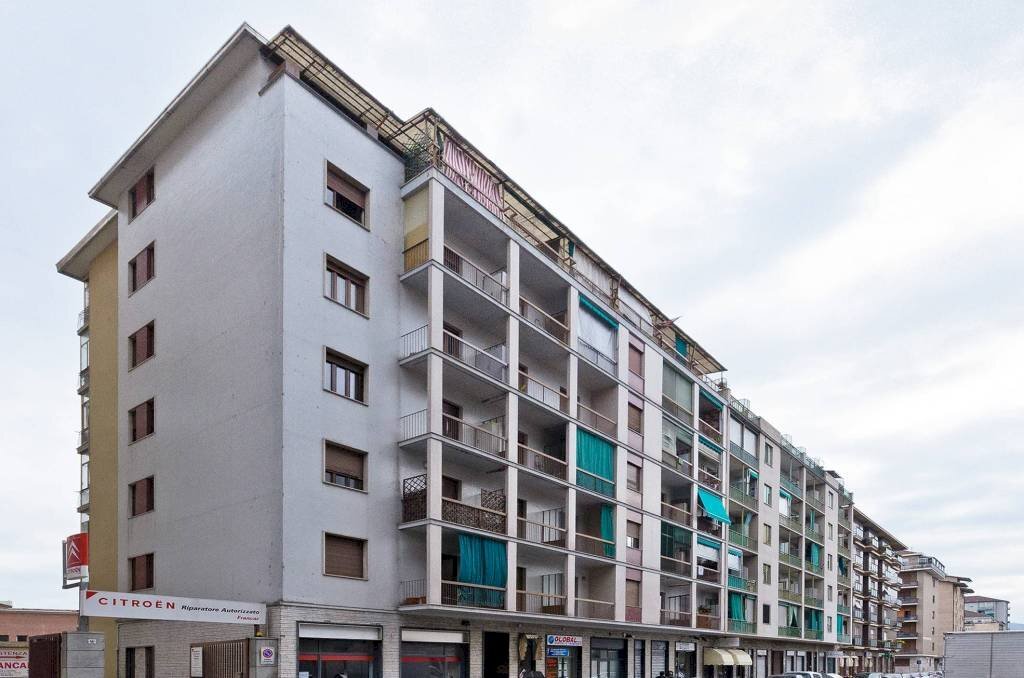 appartamento in vendita a Torino in zona Lingotto