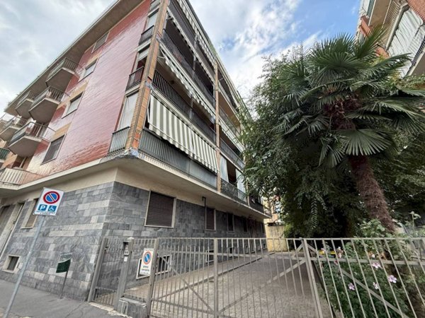 appartamento in vendita a Torino in zona Rebaudengo