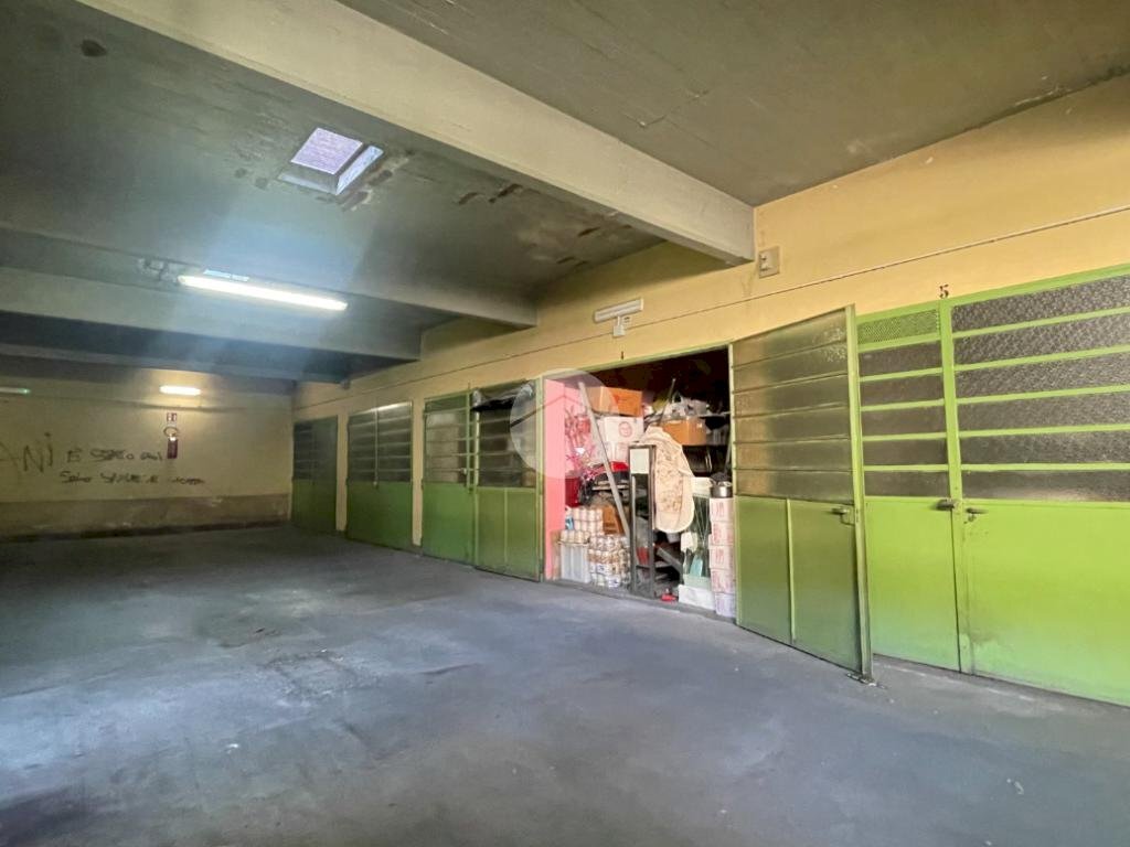 box auto in vendita a Torino in zona Lucento