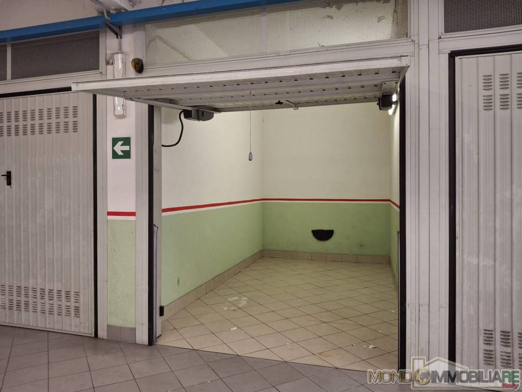 box auto in vendita a Torino in zona Lingotto