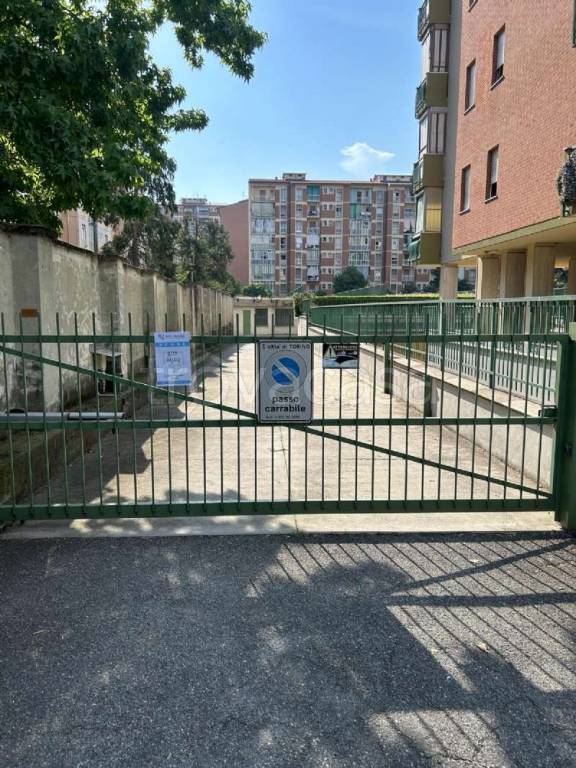 box auto in vendita a Torino in zona Mirafiori Sud