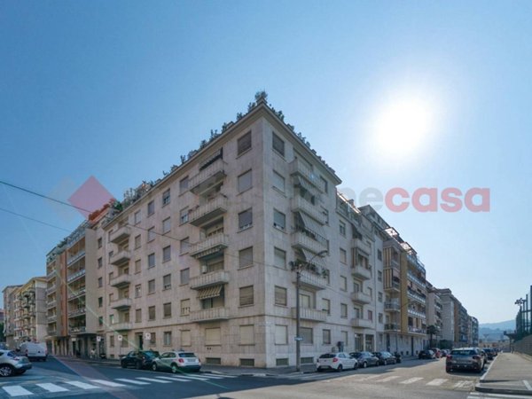 appartamento in vendita a Torino in zona Lingotto