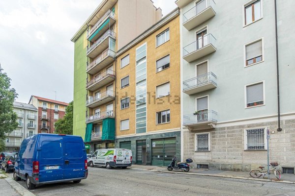 appartamento in vendita a Torino in zona Vanchiglietta