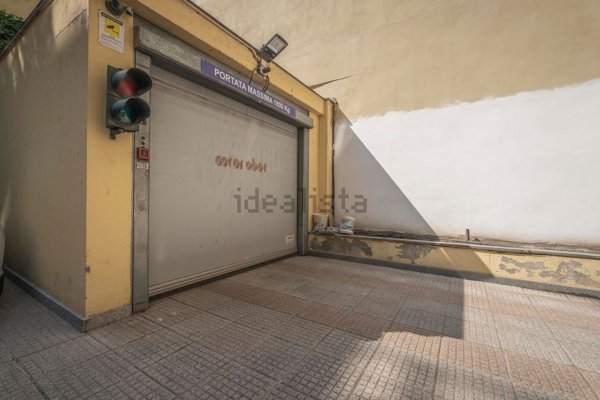 box auto in vendita a Torino in zona San Salvario