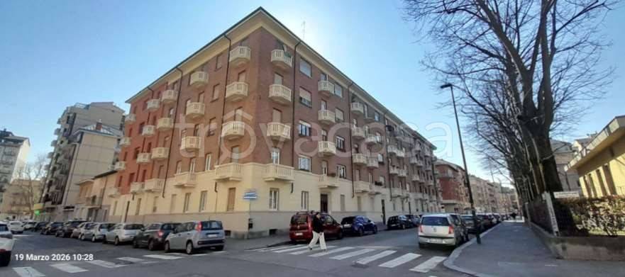 appartamento in vendita a Torino in zona Parella