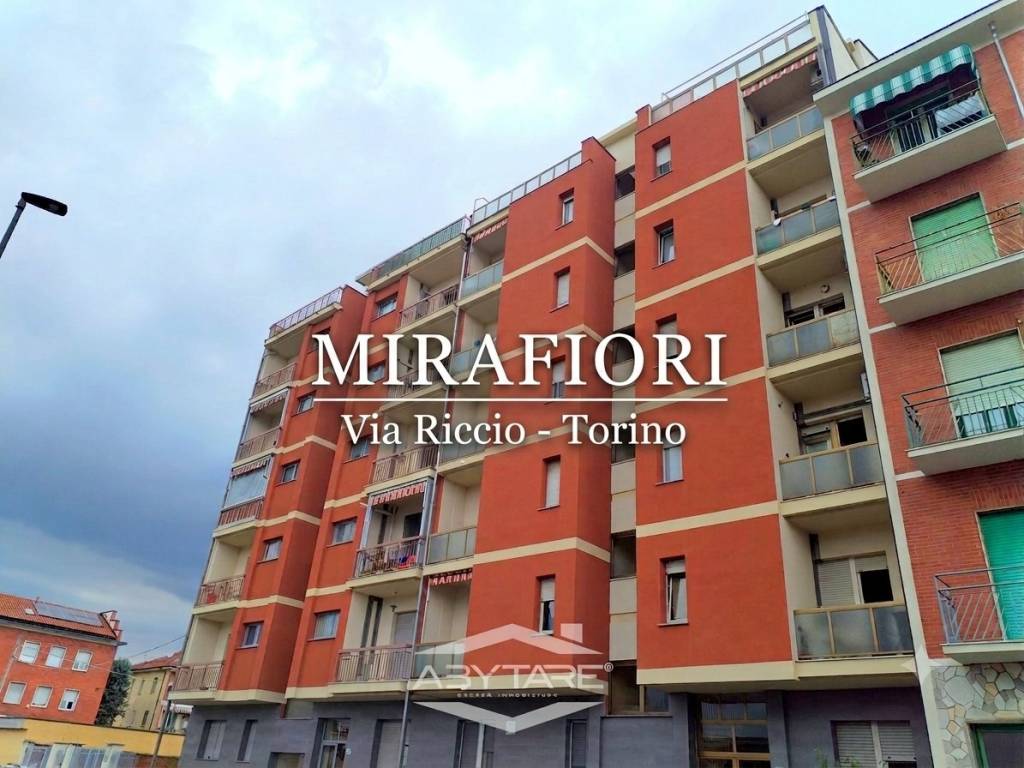 appartamento in vendita a Torino in zona Mirafiori Sud