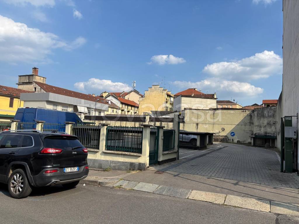 box auto in vendita a Torino in zona San Donato