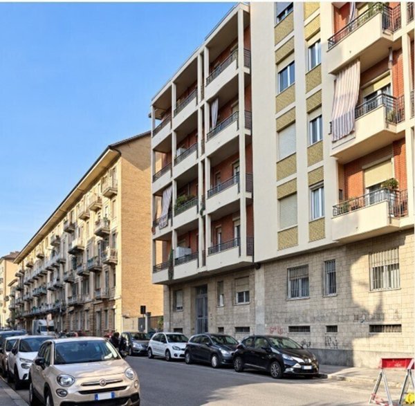 appartamento in vendita a Torino in zona Aurora