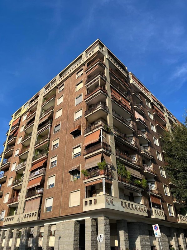 appartamento in vendita a Torino in zona Borgata Vittoria