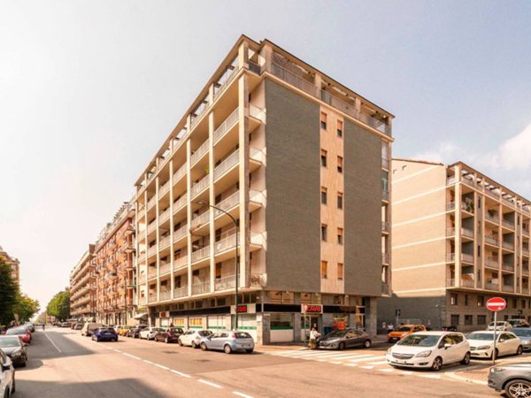 appartamento in vendita a Torino in zona Millefonti