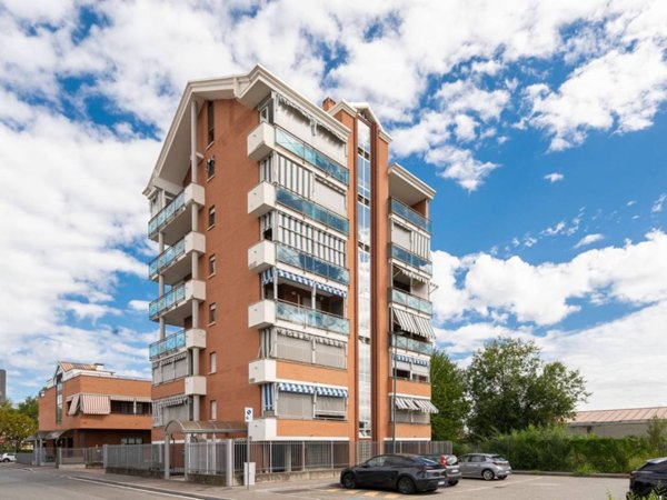 appartamento in vendita a Torino in zona Vallette