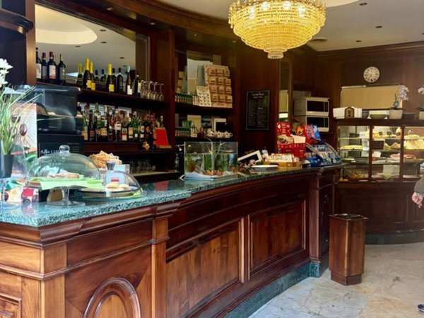 negozio in vendita a Torino in zona Crocetta