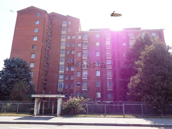 appartamento in vendita a Torino in zona Vallette