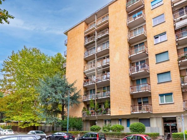 appartamento in vendita a Torino in zona Borgata Vittoria