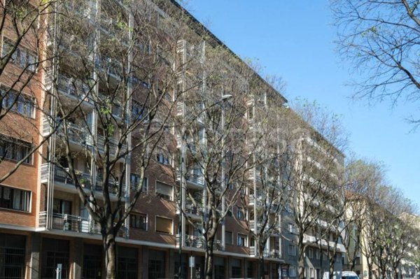 appartamento in vendita a Torino in zona Lingotto