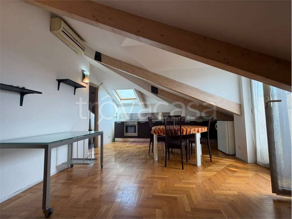 appartamento in vendita a Torino in zona Borgo San Paolo